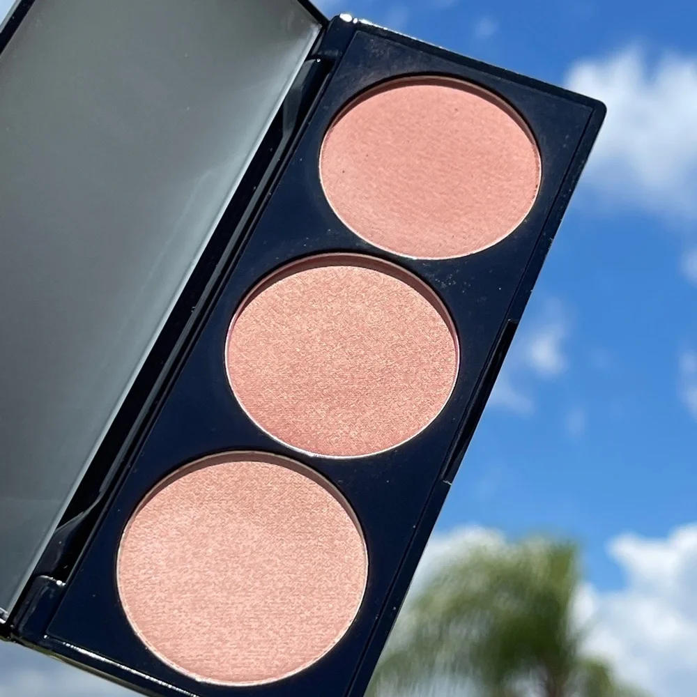 BETTY BOOP Blush Palette in You’re a Peach”